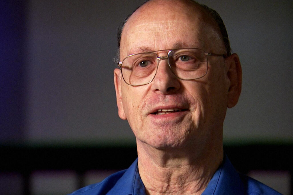 En la imagen, el astrofísico norteamericano Jerry R. Ehman, descubridor de la señal "WOW!" Fotografía de archivo.