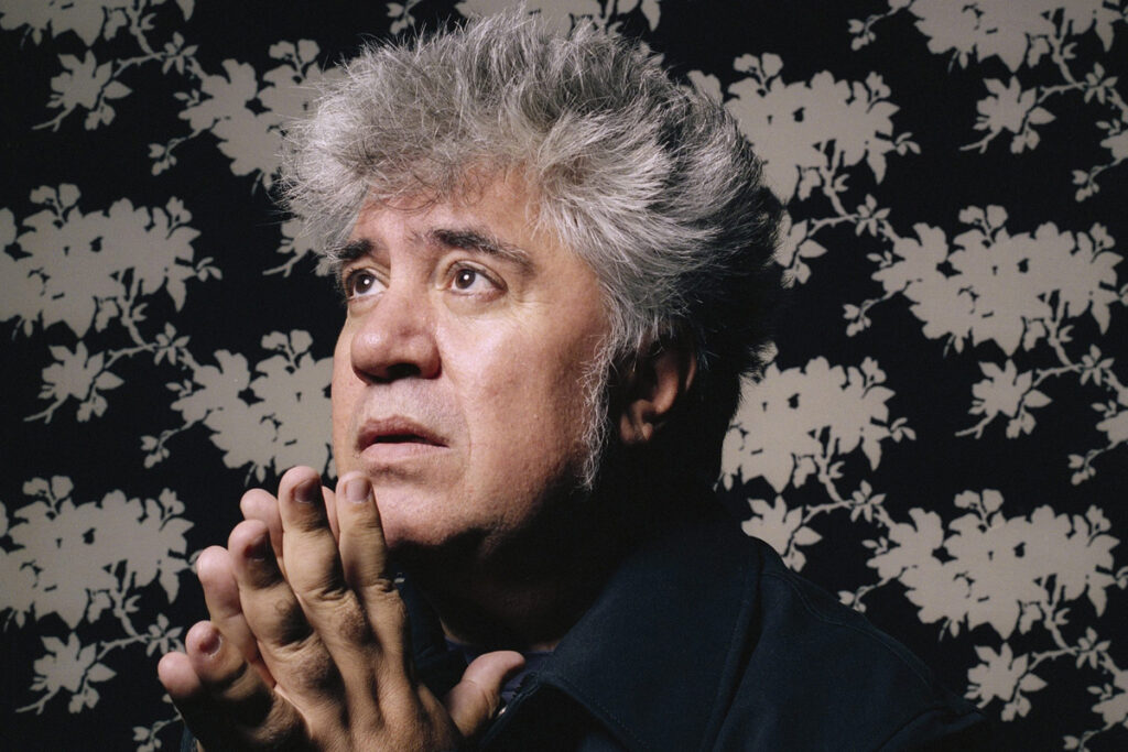 Retrato del director manchego Pedro Almodóvar. Fotografía de archivo.