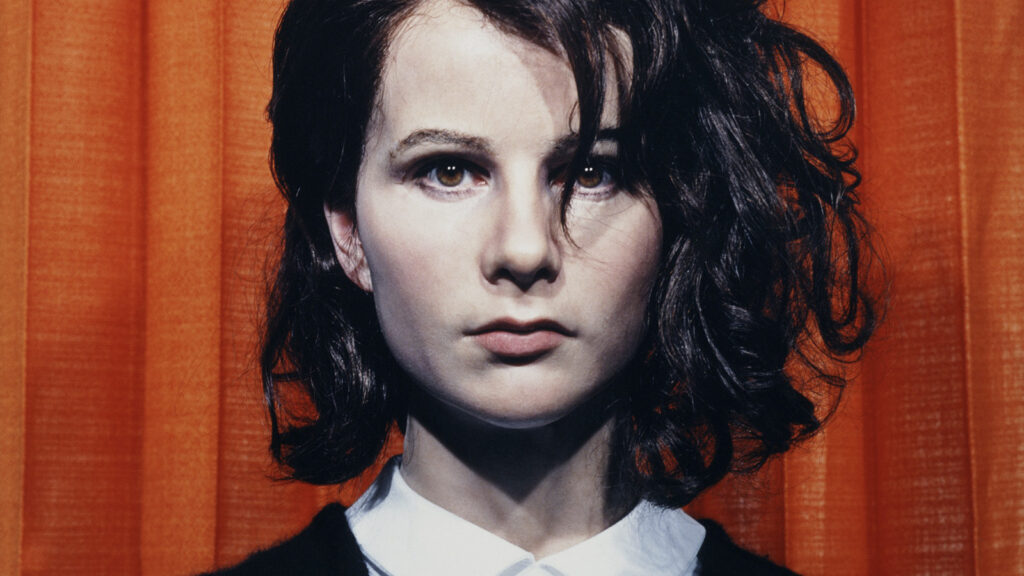 Gillian Wearing, “Autorretrato a los 17 años – detalle” (2003).